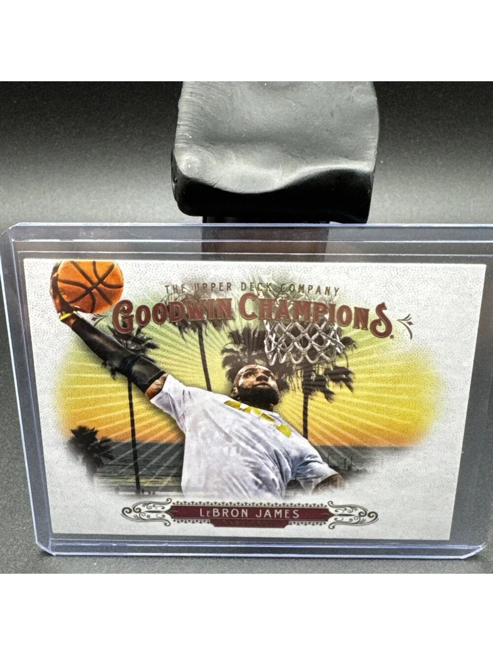 2018 Upper Deck Goodwin Champions LeBron James #100 Basketball Card NBA Legend